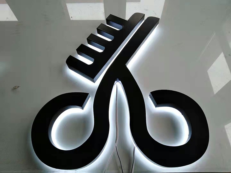 背發(fā)光發(fā)光字