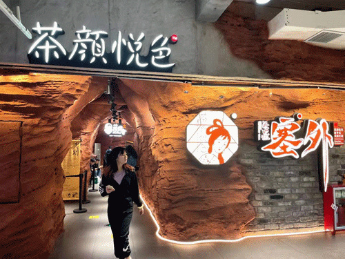 走訪長(zhǎng)沙、重慶等地后，我總結(jié)出一套做燈箱廣告牌“吸金術(shù)”2